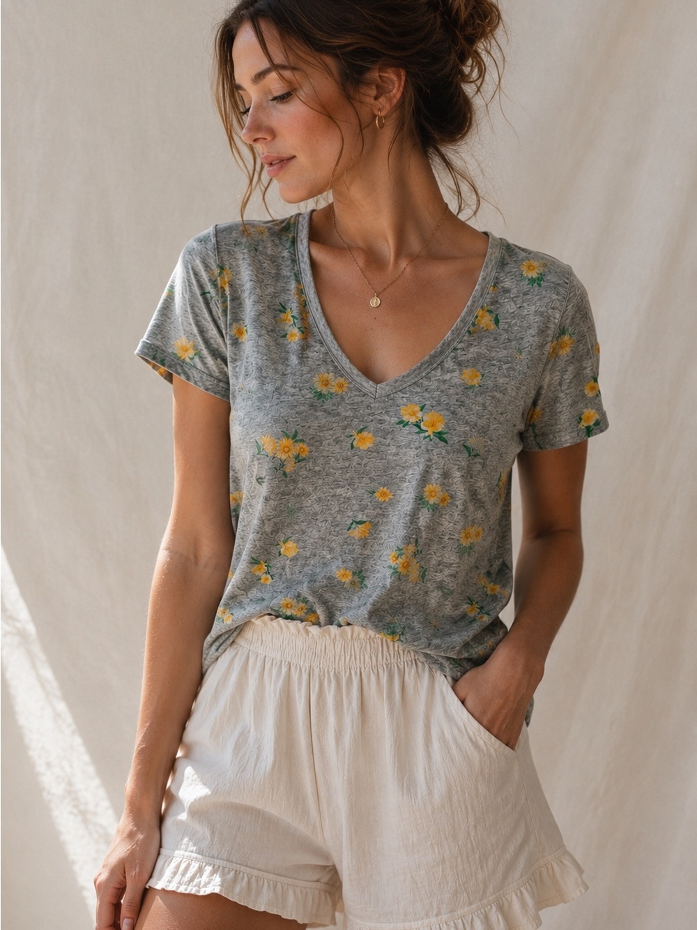 Old Navy Grey V-Neck Tee with Yellow Daisy Print
